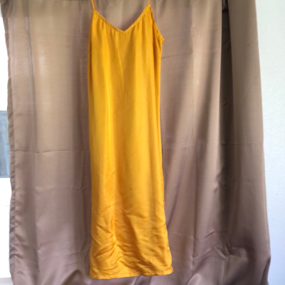 Silk Gaya Miyoshi dress in gold